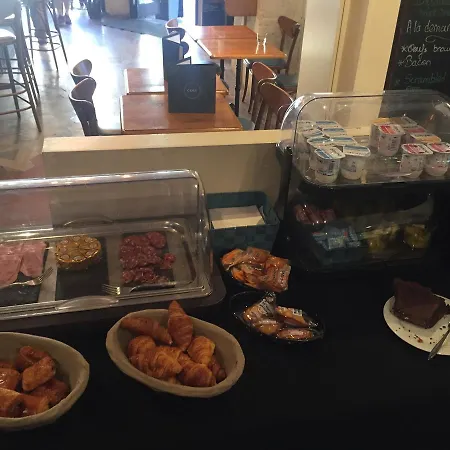 فندق Le Petit Cosy 3*