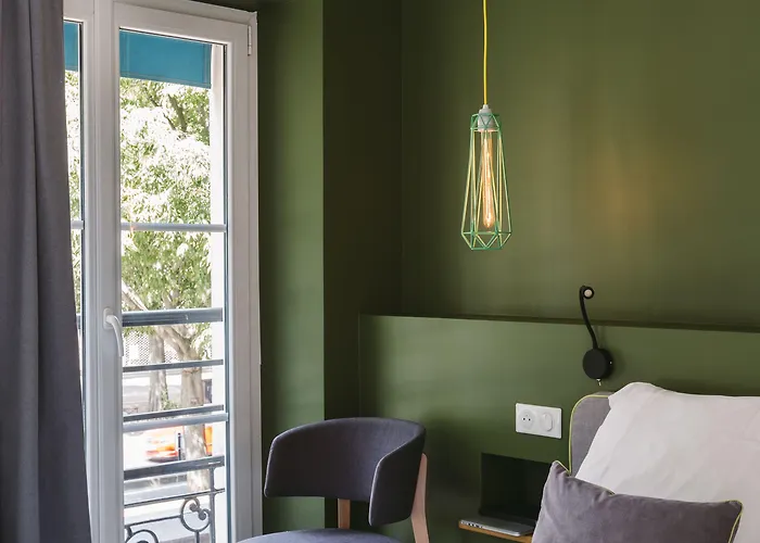 Hotel Le Petit Cosy Parigi