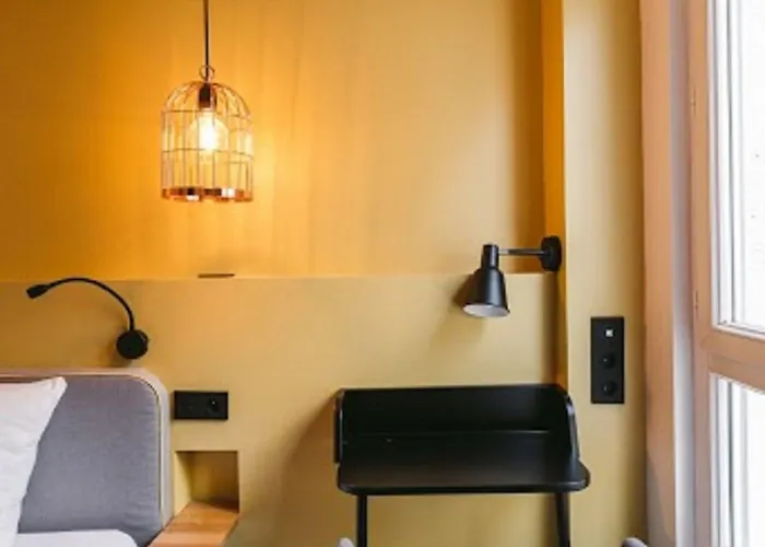 מלון Le Petit Cosy פריז