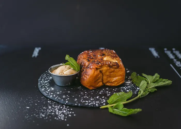 Le Petit Cosy מלון פריז