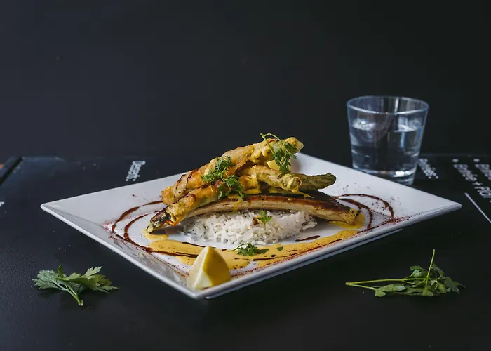 Le Petit Cosy מלון 3*