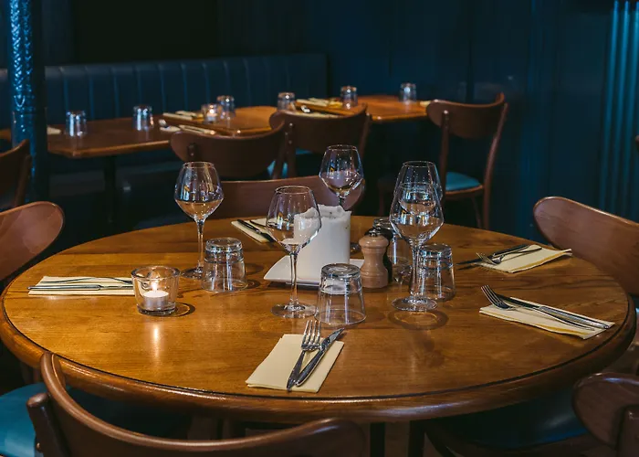 מלון Le Petit Cosy 3*