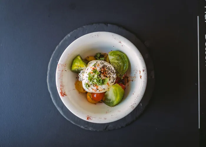 Le Petit Cosy מלון 3*