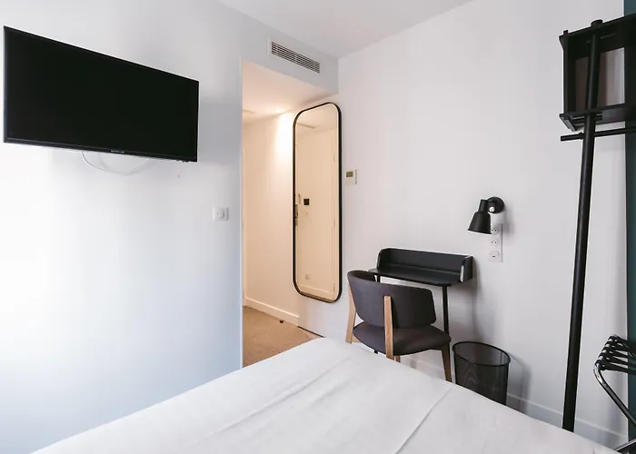 Отель Le Petit Cosy 3*